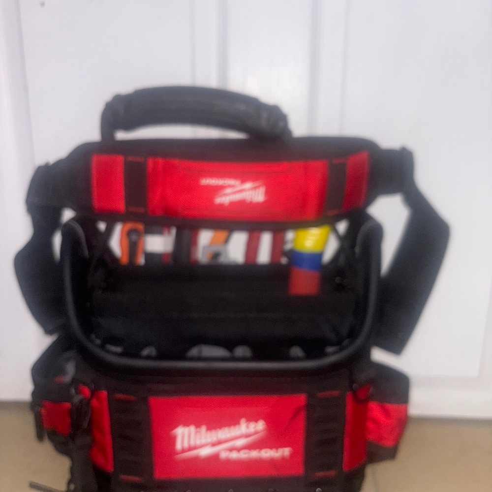 A milwaukee 12 in tote bag